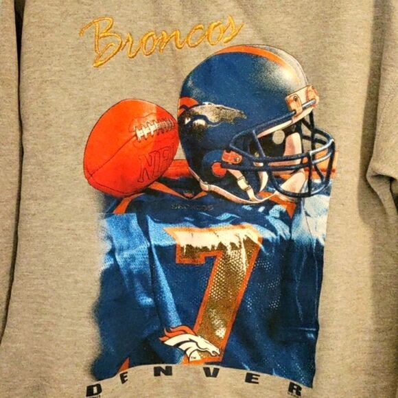 Denver Broncos Sweatshirt - Picture 2 of 6
